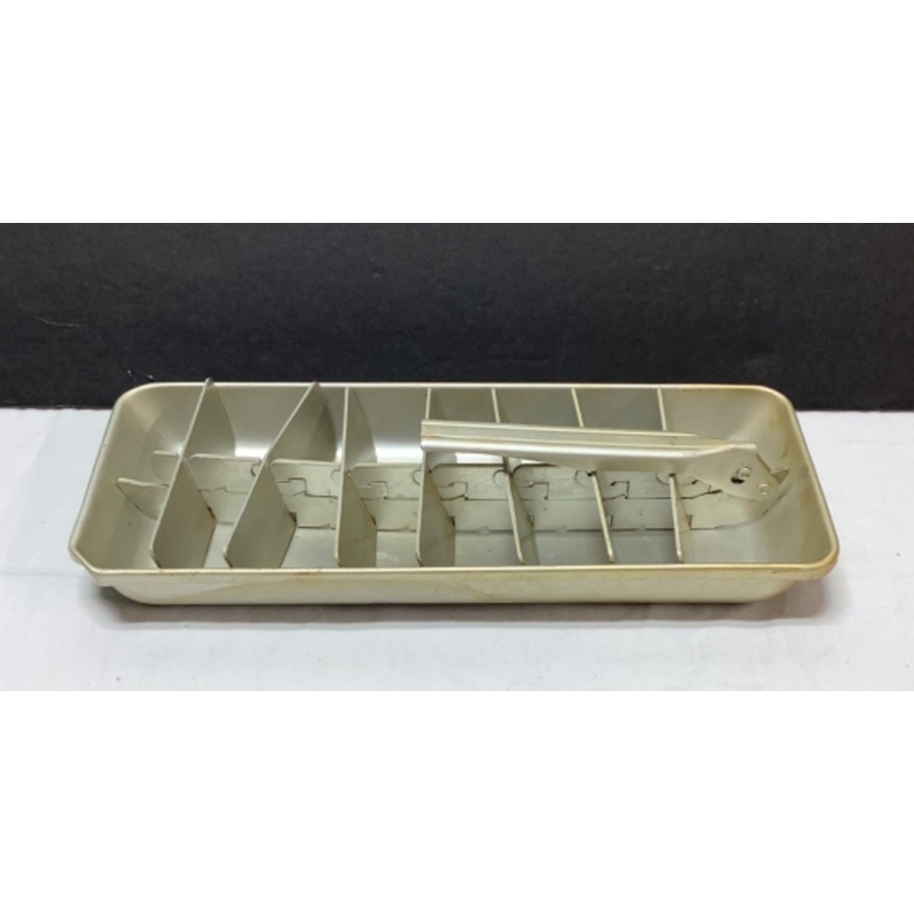 Vintage Aluminum Unbranded Ice Tray 16 Cube Freezer Quick Release